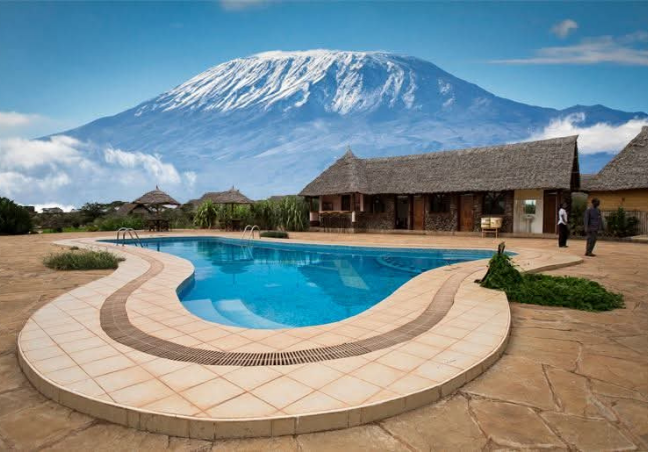 8 Days Explore Kenya Luxury Safari Experience