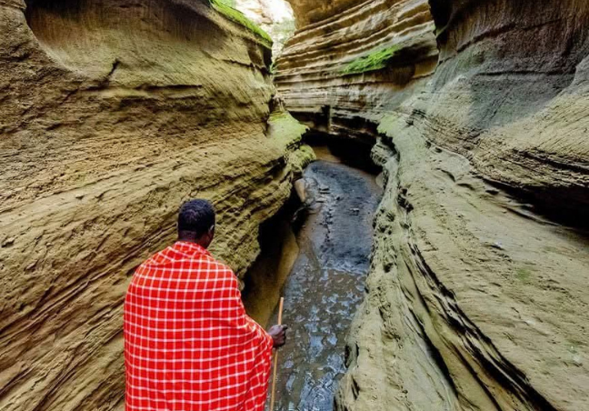 10 Days Explore Kenya Budget Safari