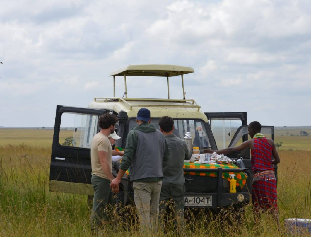Amboseli,Naivasha & Maasai Mara Private Safari